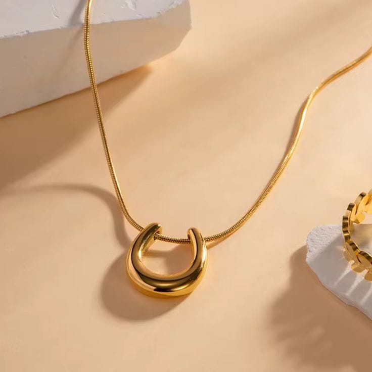 Lucky Horseshoe Necklace
