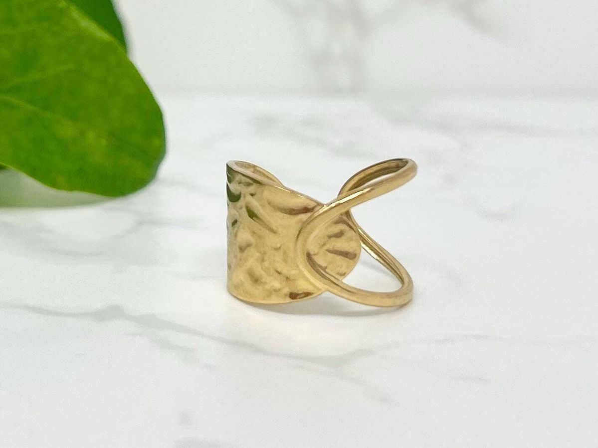Gloria Hammered Ring