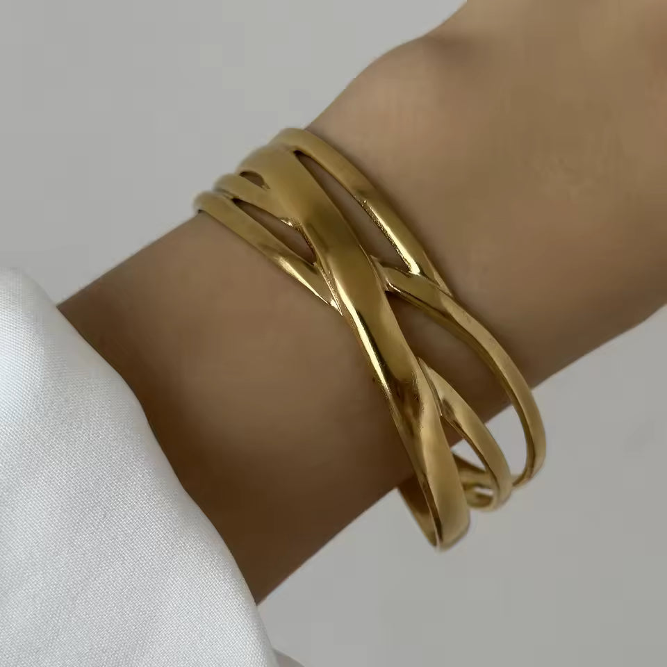 Multi-Strand Wave Bracelet