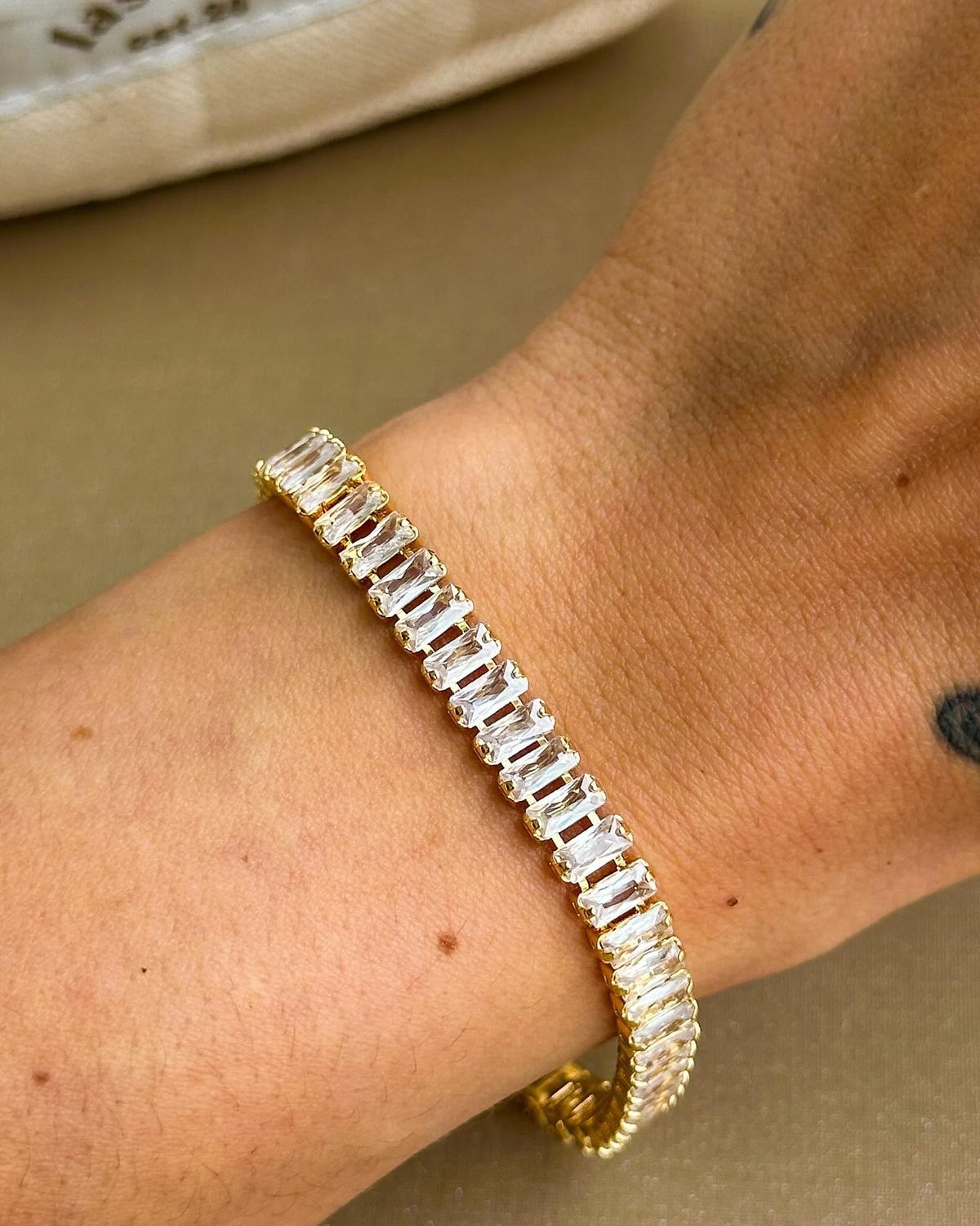 Cubic Zirconia Decor Bracelet