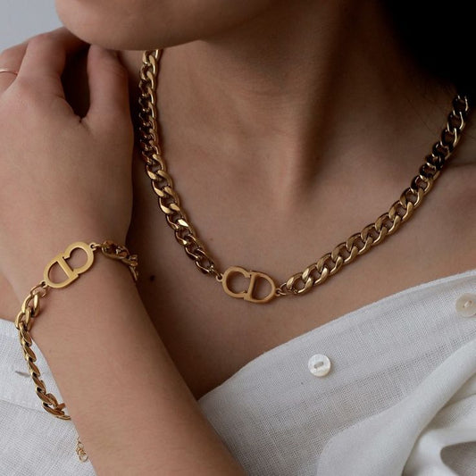 CD Set (Necklace + Bracelet)