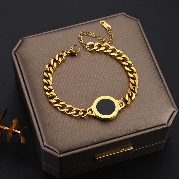 Gold and Black Coin-Style Bracelet (Duple Face)