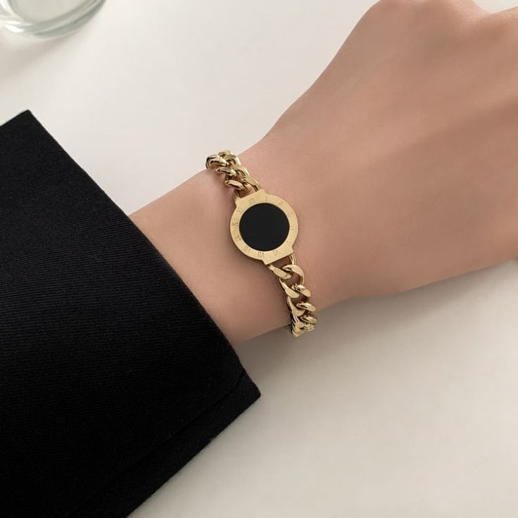 Gold and Black Coin-Style Bracelet (Duple Face)