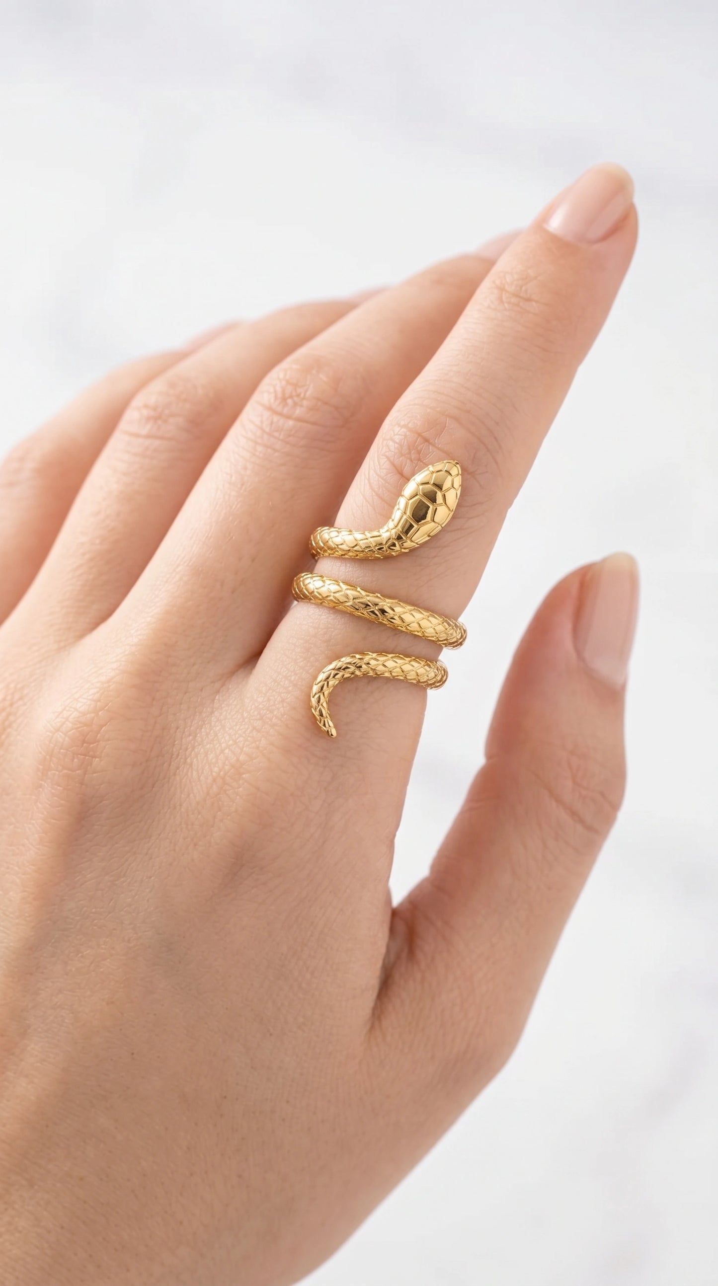 Goldin Snake Ring