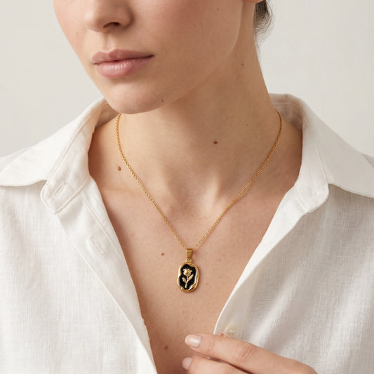 Rose Pendant Necklace