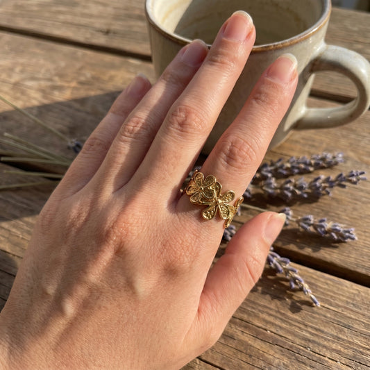 Anya Textured Ring