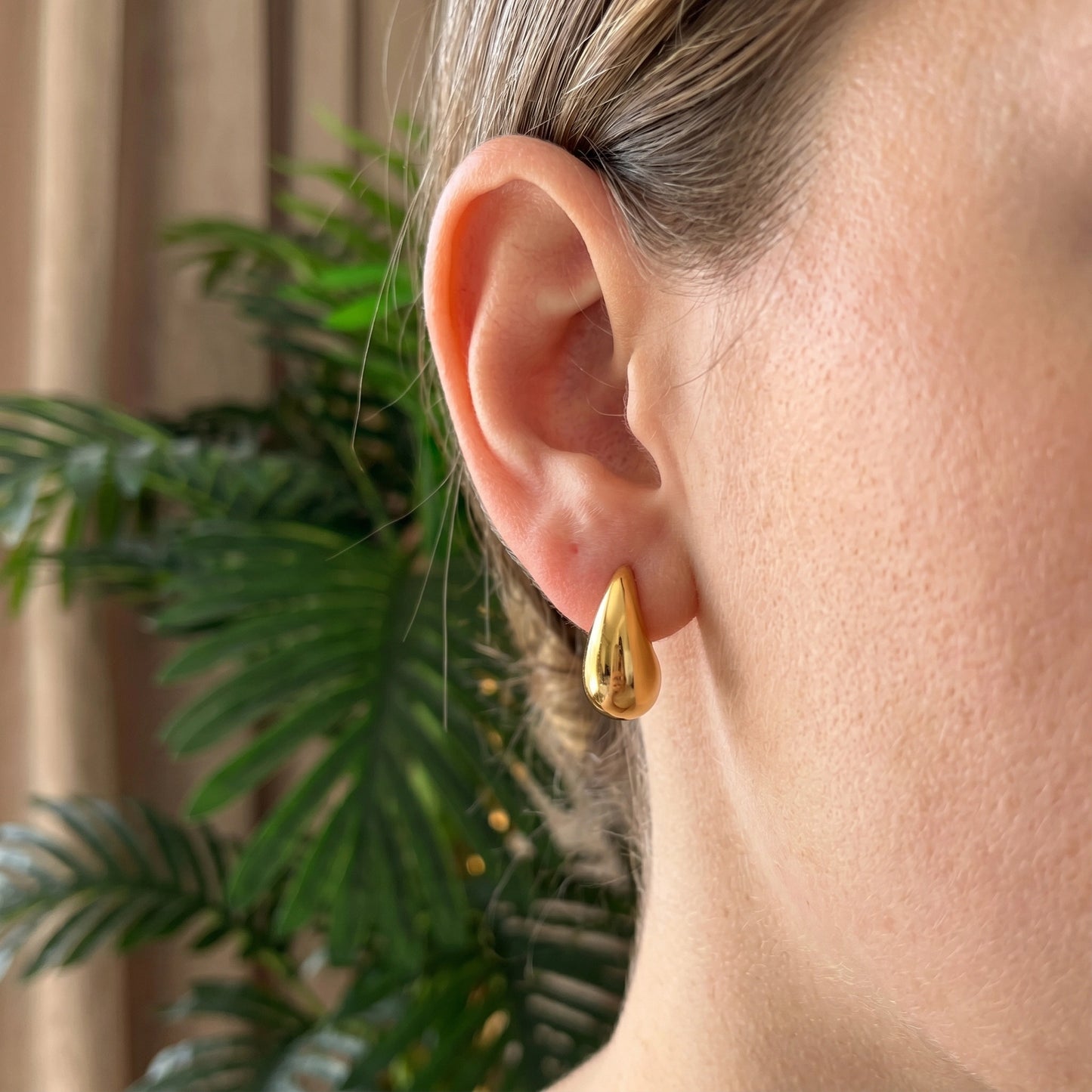 The Chunky Teardrop Earrings