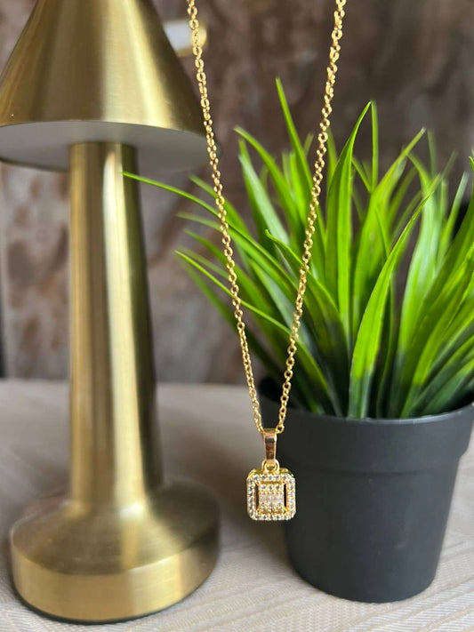 Rose Pendant Necklace
