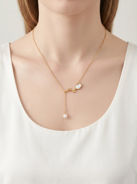 Rose Pendant Necklace